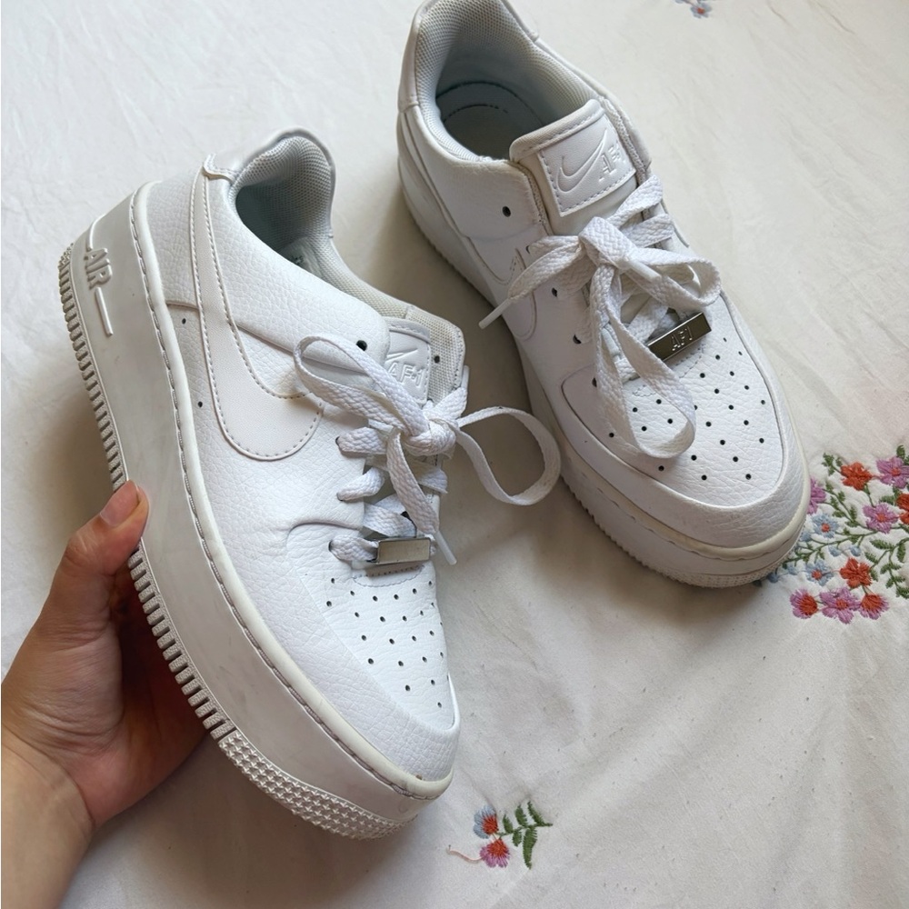Nike White Air Force 1 platform
